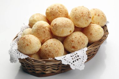 Brezilyalı Aperatif peynir ekmek