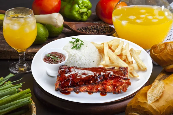 Izgara soslu pirzola.