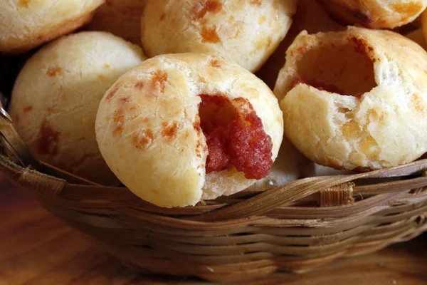 Brasiliansk snacksostbrød – stockfoto