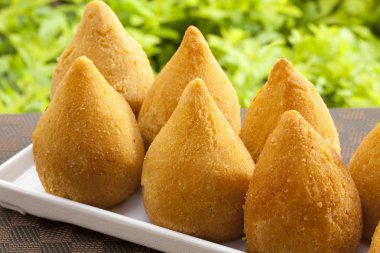 Tavuk Coxinha, Brezilya aperatifi.