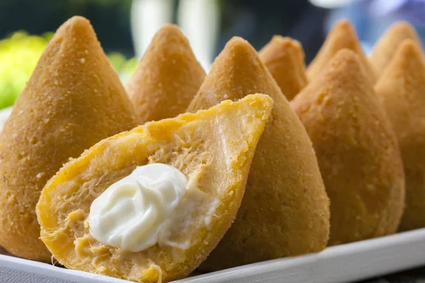 Tavuk Coxinha, Brezilya aperatifi.