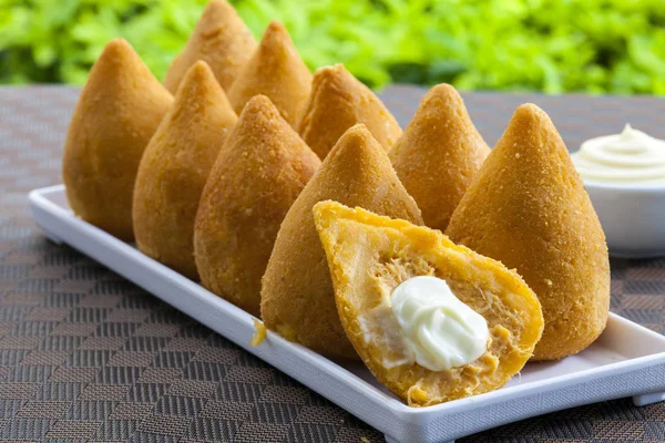 Brezilya aperatifi Coxinha, 