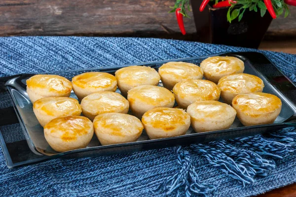 Empada Lanche Tradicional Brasileiro Torta Frango — Fotografia de Stock