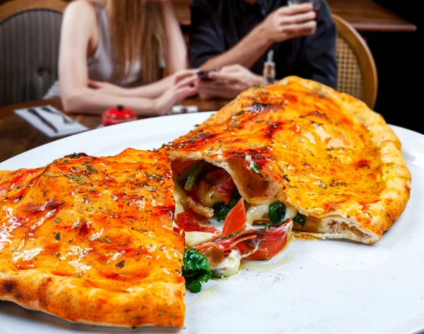 Delicious Pizza Calzone Italian Food — Stock Photo, Image