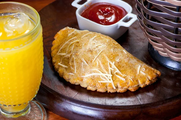 Snacks Brasileños Pastel Tostado Con Harina Integral — Foto de Stock