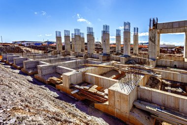 Büyük inşaat, köprüler, binalar, sanayi