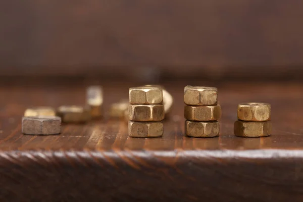 Gráfico Una Tuerca Tornillo Concepto Crecimiento — Foto de Stock