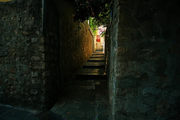 Знаменитий Вузькі Алея Старого Міста Дубровника Хорватії Напрямок Відомих Подорожей — стокове фото