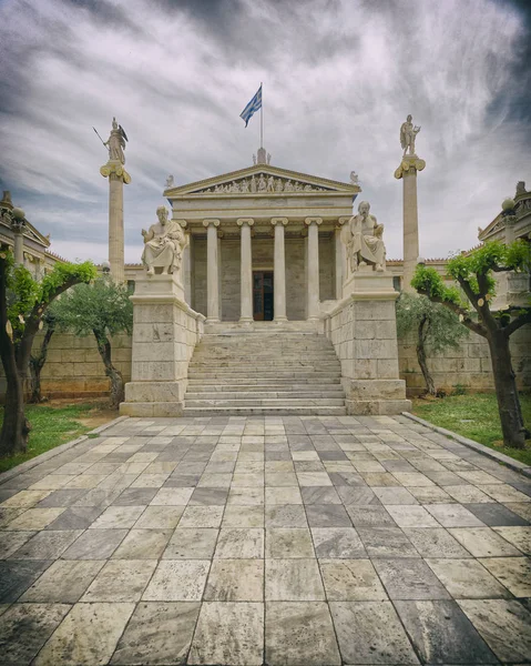 Греція Афіни Сократ Платон Статуї Перед Національної Академії Неокласичній Будівлі — стокове фото