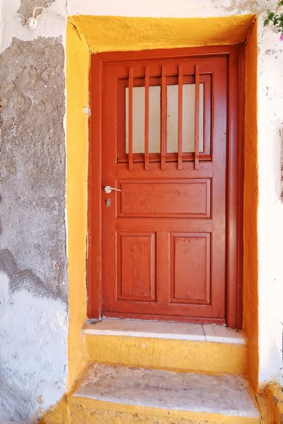 Haustür Auf Einer Mittelmeerinsel — Stockfoto