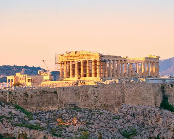 Atenas Grecia Partenón Antiguo Templo Colina Acrópolis Durante Hora Dorada —  Fotos de Stock
