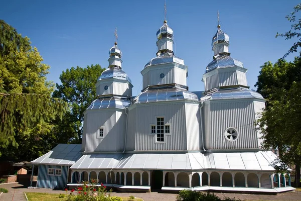 Николаевский Старинный Деревянный Русский Православный Храм Виннице Украина Красивым Летним — стоковое фото