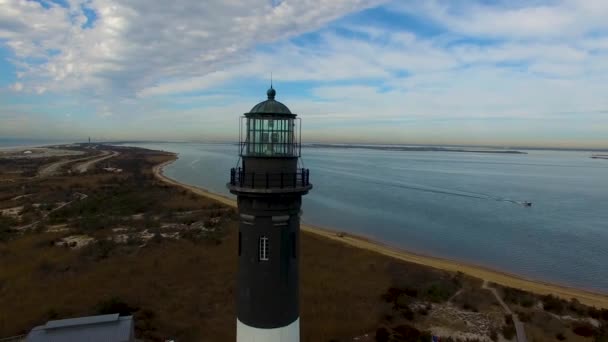 Latarnia Morska Widziane Przez Drone Słoneczny Dzień — Wideo stockowe
