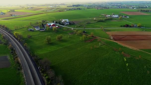 Campo Amish Granjas Como Por Dron Día Verano — Vídeos de Stock