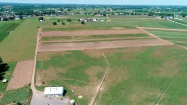 Amish kırsal ve Drone tarafından görüldüğü gibi tarım arazileri