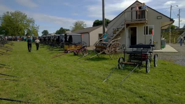 Amish Mud Försäljning Och Auktion Solig Höstdag Pennsylvania — Stockvideo