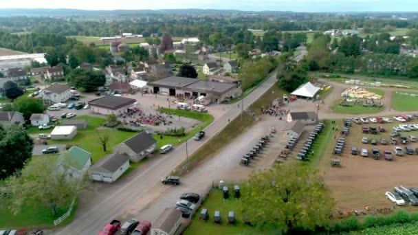 Letecký Pohled Amish Mud Prodej Aukce Podzimní Den Viděném Drony — Stock video