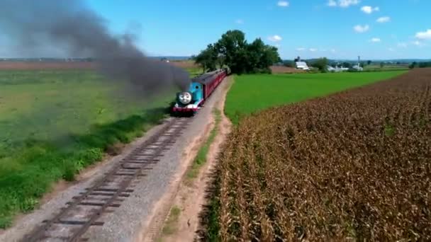 Strasburg Pensilvânia Setembror 2018 Thomas Train Passenger Cars Puffing Amish — Vídeo de Stock