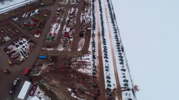 アーミッシュ冬泥販売の準備の航空写真 — ストック動画