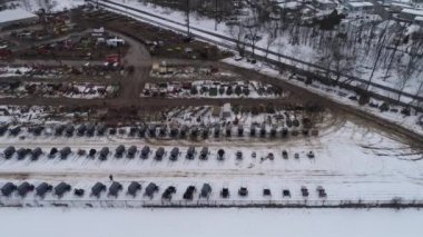 Amish Kış Çamur Satışı için hazırlanıyor havadan görünümü