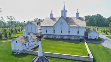 Cupola ile Eski Ahırlar
