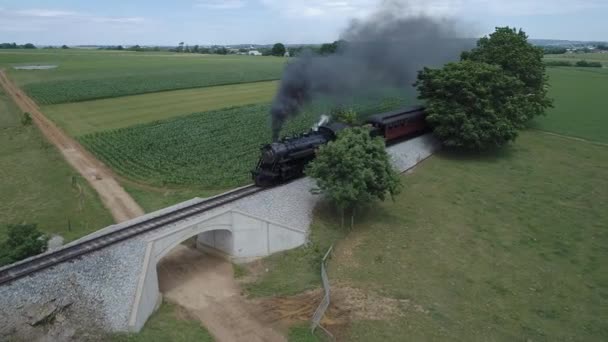 Strasburg Pensylvania Juni 2019 Luftaufnahme Einer Oldtimer Dampfmaschine Mit Personenwagen — Stockvideo