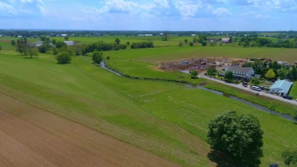 Vedere Aeriană Unui Hambar Amish Ridicarea După Incendiu Mare Distrus — Videoclip de stoc