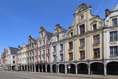 Grand Place Arras, Fransa tarihi evler