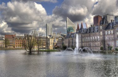 Binnenhof, siyasi merkezi Hollanda, Lahey