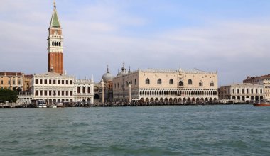Kule ve Venedik San Marco Doge Sarayı, Italya