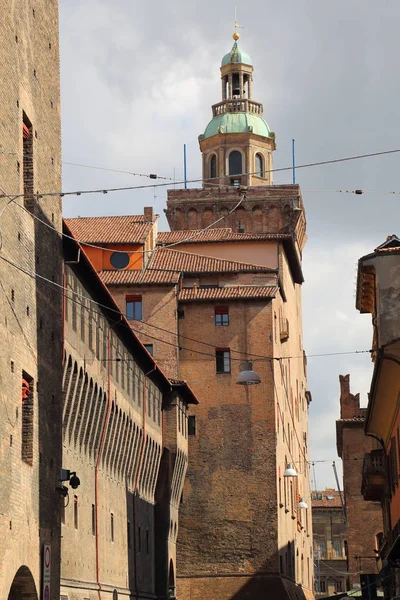 Palazzo comunale in bologna, italien — Stockfoto