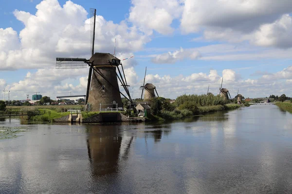 Windmills at Kinderijk, Holland — Stock Photo, Image