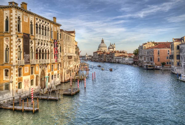 ヴェネツィア大運河の歴史的建造物、イタリア — ストック写真