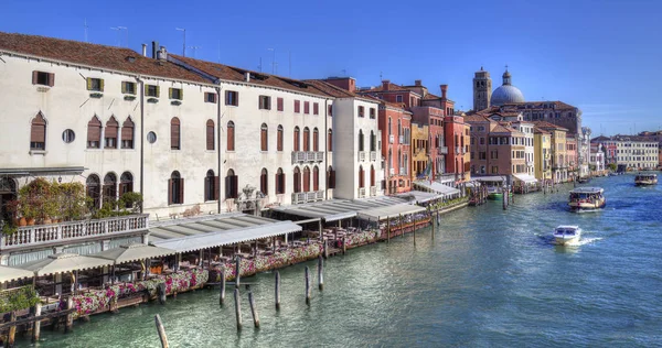 Restaurantes Con Flores Largo Del Gran Canal Venecia Italia — Foto de Stock