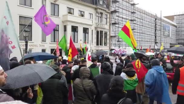 Kurden Protestieren Gegen Die Türkische Invasion Nordsyrien Niederländischen Den Haag — Stockvideo