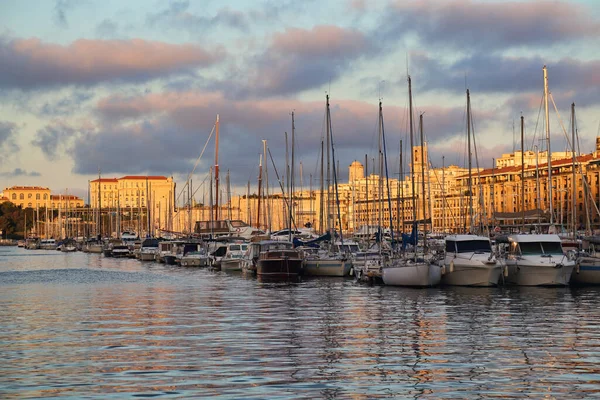 Sunrise Old Harbor Marseille France Recreational Boats Historical Buildings — Stock Photo, Image