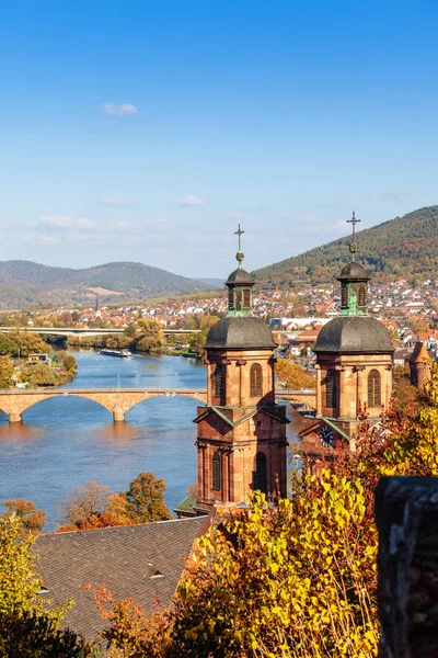 米尔滕贝格 2018年10月21日 中世纪德国城镇米尔滕贝格在主河 下弗兰肯 巴伐利亚 — 图库照片
