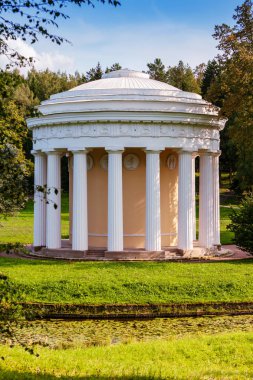 Dostluk Tapınağı pavilion Pavlovsk park, Pavlovsk, St. Petersburg, Rusya
