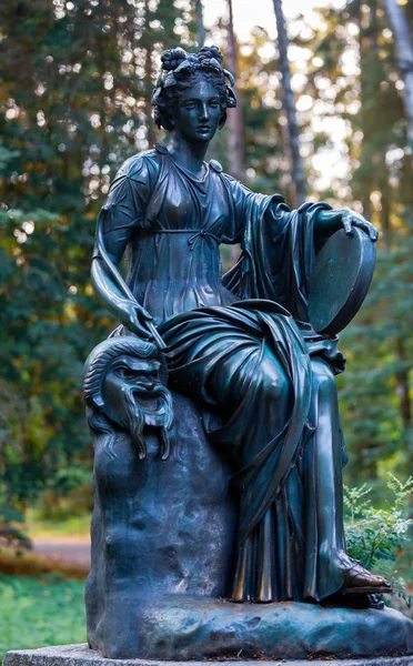 Pavlovsk Petersburg Russia August 2018 Statue Woman Pavlovsk Park Suburb — Stock Photo, Image