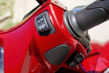 Anahtarları çeşitli bir motosiklet .engine stop kolu anahtarı bir motosiklet üzerinde kontrol .