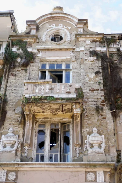 Antigua Casa Destruida Pobreza Miseria Destruye Con Tiempo Puede Reparar — Foto de Stock