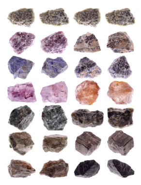 Doğal mineral örneklerinin toplanması, beyaz arka planda izole edilmiş değerli taşlar.
