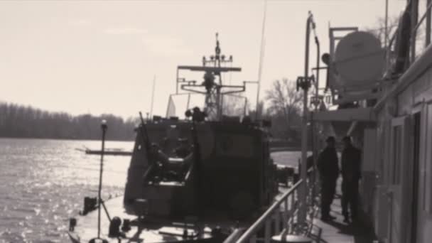 Titel Sırbistan 2018 Warships Bir Nehir Filosunun Bir Askeri Üssünde — Stok video