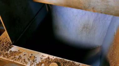 Geri dönüşümden elde edilen kauçuk granül / Kauçuk granül