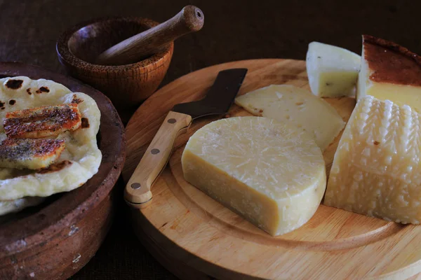 Diferentes Tipos Queso Cabra Queso Cabra Muy Sabroso Saludable Ecológico — Foto de Stock