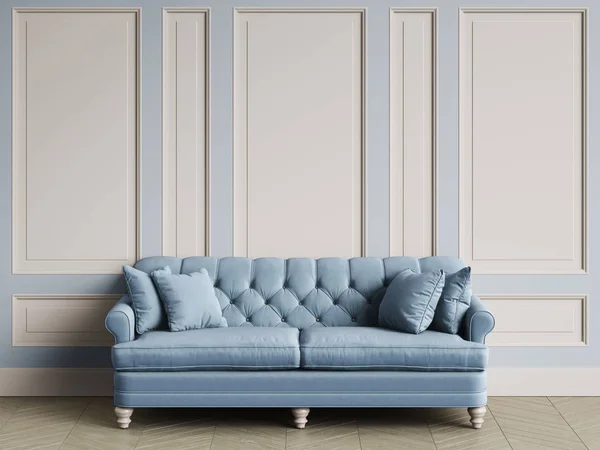 簇绒象牙色沙发在经典的内饰与复制空间 白色墙壁与装饰 地板木地板的人字形 数字插图 — 图库照片
