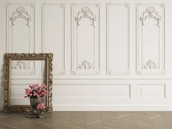 Klasické Zrcadlo Vyřezávaný Rám Klasickém Interiéru Kopie Prostoru Velká Váza — Stock fotografie