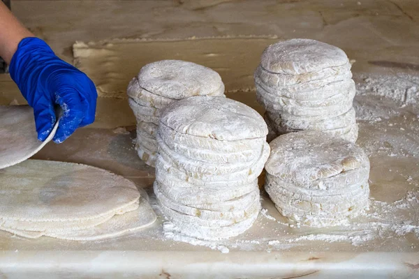 Preparación Masa Festival Comida Callejera Cheburek Cocinar — Foto de Stock