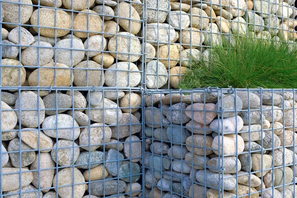 Kamienne Ściany Siatce Metalowej Projekt Wiele Mall Parking — Zdjęcie stockowe
