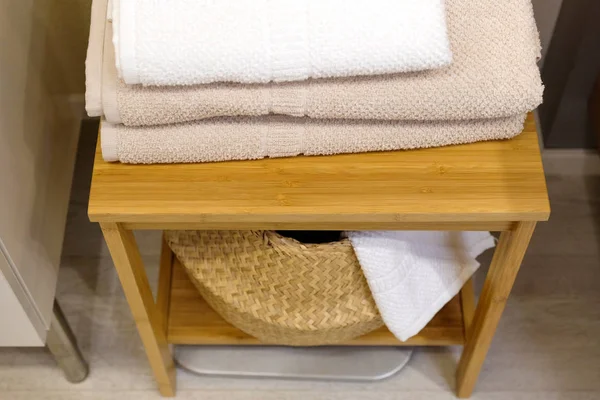 Clean Colored Towels Hanging Hanger Bathroom Towels Hung Hooks — Stock Photo, Image